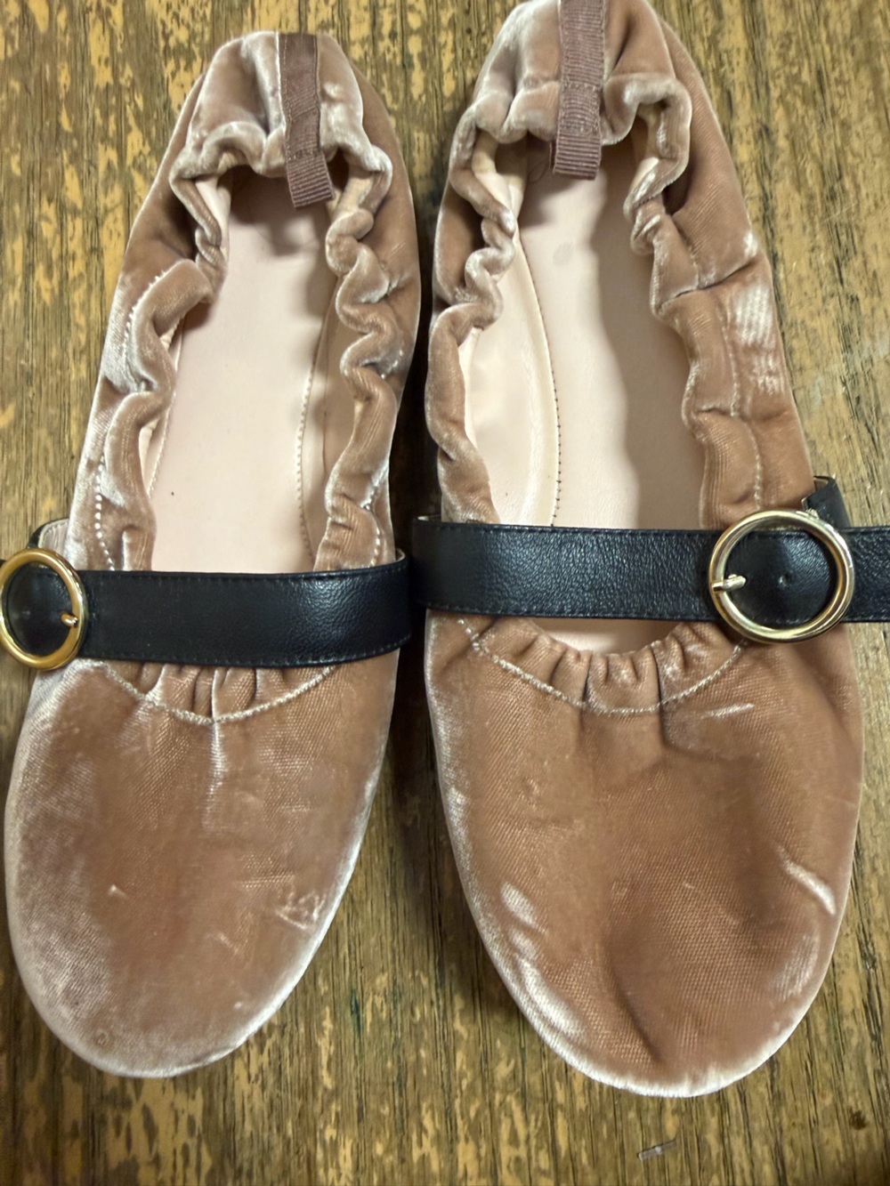 J.Crew Pink Velvet Ballet Flats women Black Strap and Decorative Button 8